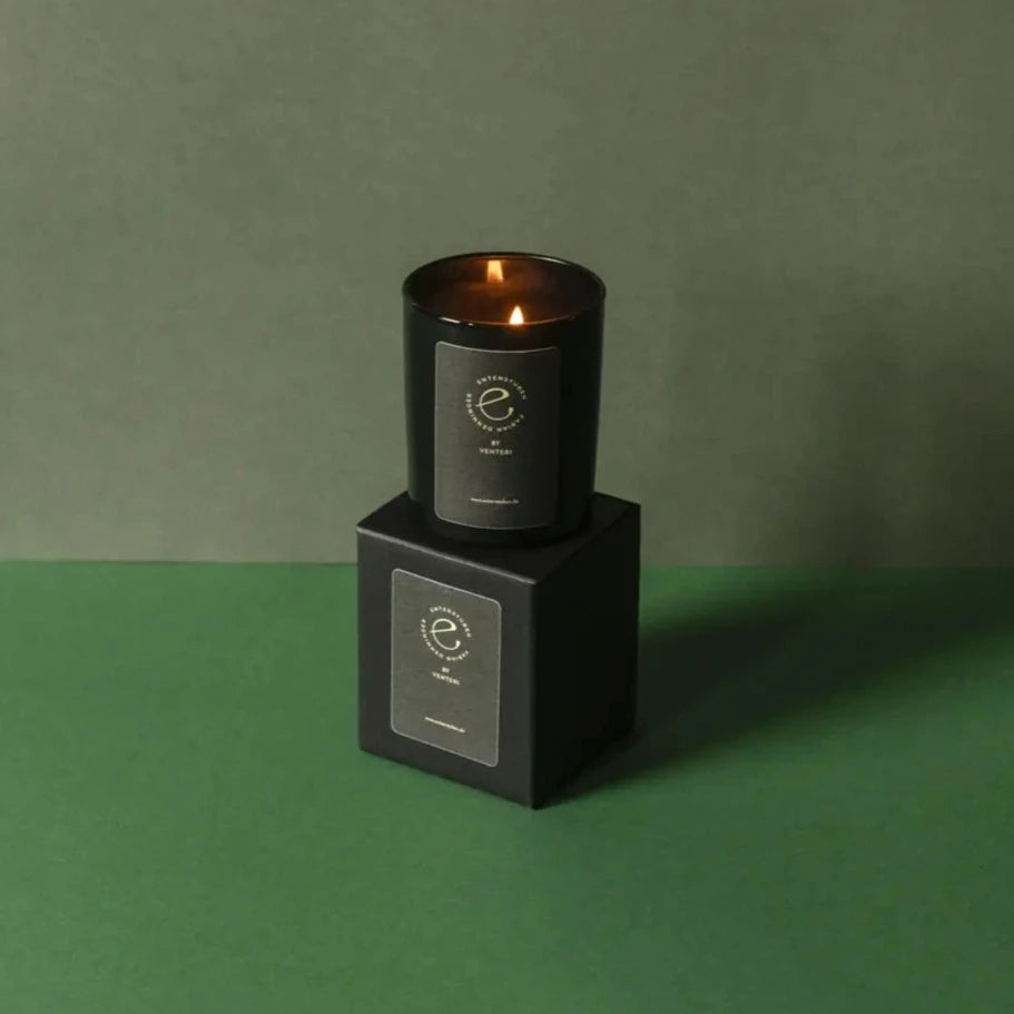 Black Candle (Duftkerze) von entenstuben